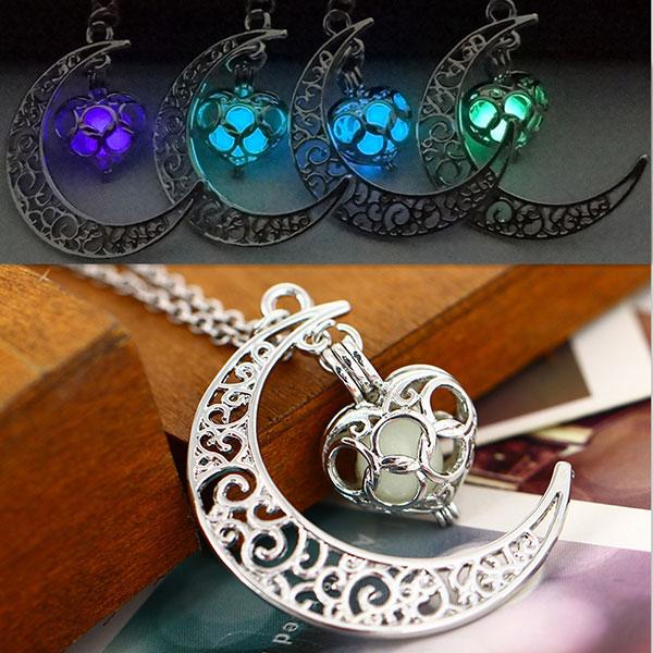 Beautiful Moon and Star Element Necklace Pendant With Shining Stone