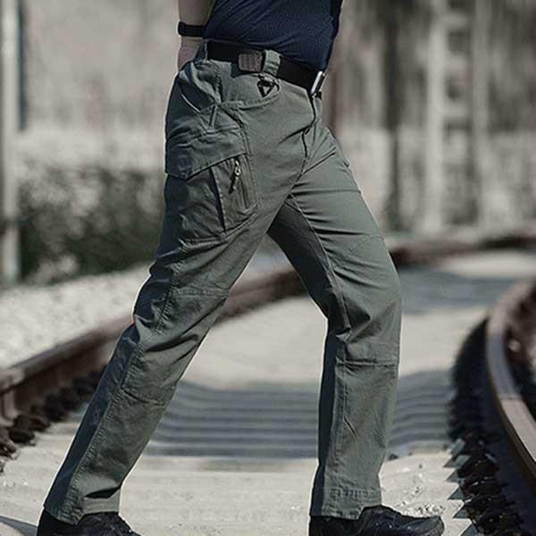 Multi-Pocket Loose Pant